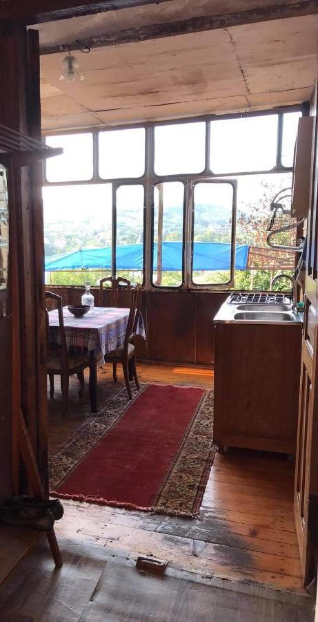 Peaceful View Hotel Kutaisi Exterior photo